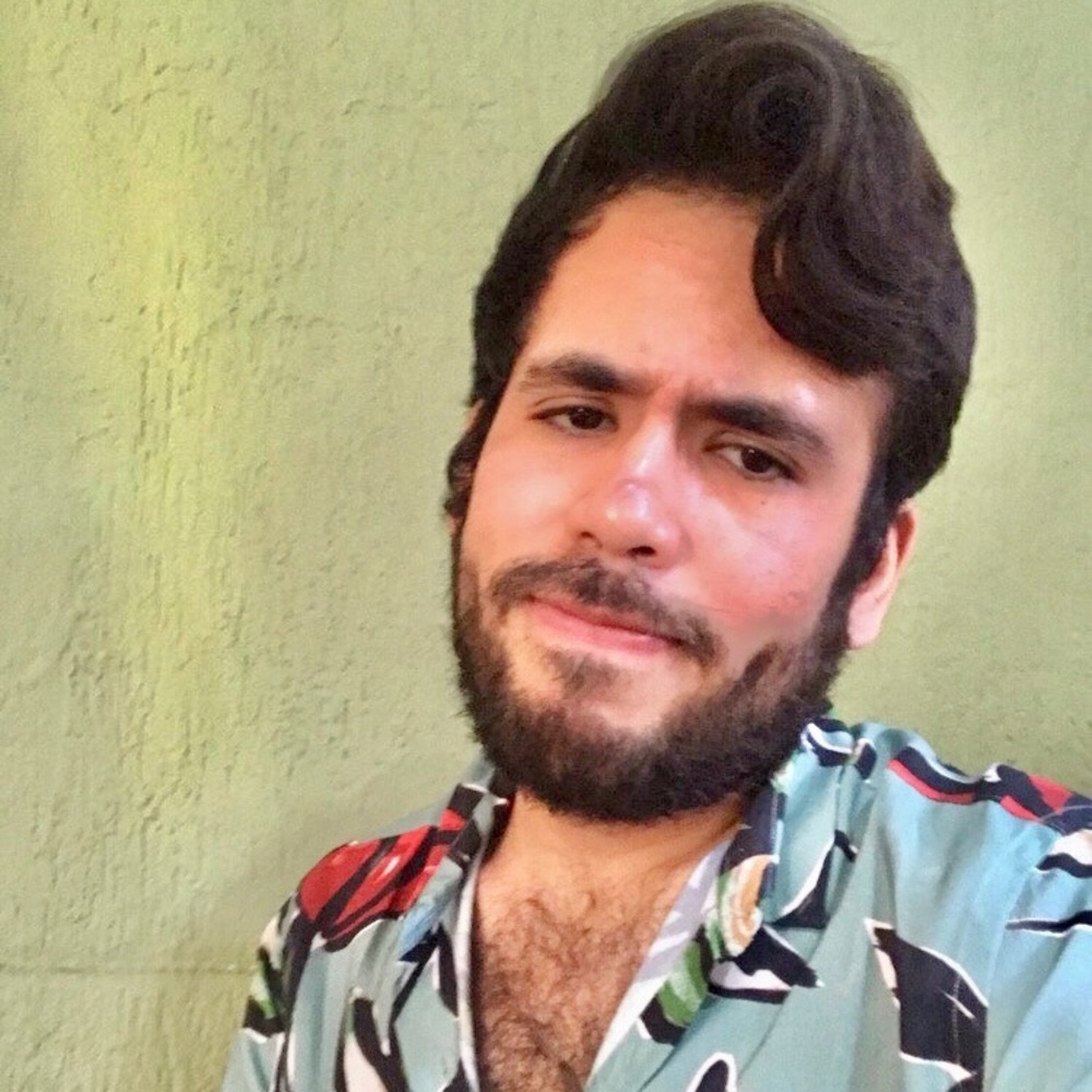 Meet your Posher, Yasser